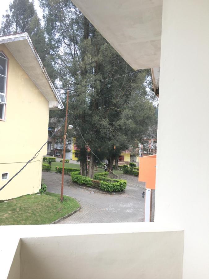 Villa Bukit Indah ブラスタギ エクステリア 写真